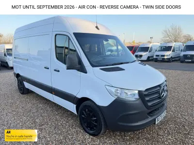 Używany Mercedes Sprinter 141 KM (103 kW) 2020 Biały Van
