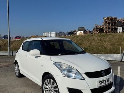 Used Suzuki Swift SZ3 94 HP (69 kW) 2013 White Hatchback