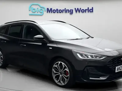 Used Ford Focus ST-Line X 125 HP (91 kW) 2023 Black Estate