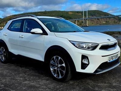 Used Kia Stonic 108 HP (79 kW) 2017 White SUV