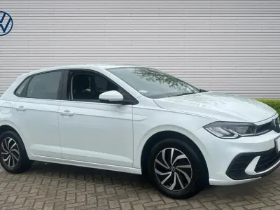 Used VW Polo Life 95 HP (69 kW) 2023 White Hatchback