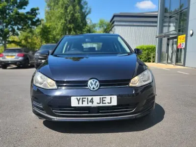 Used VW Golf VII SE 105 HP (77 kW) 2014 Black Hatchback