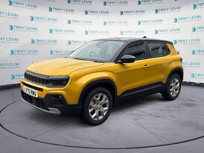 Yellow/black New 2025 Jeep Avenger Summit SUV | £24,995 (Fair price)