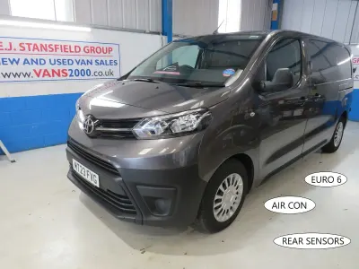 Used Toyota Proace 118 HP (86 kW) 2023 Grey MPV