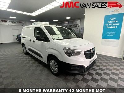 White Used 2021 Vauxhall Combo MPV | £10,995 (A bit pricey)