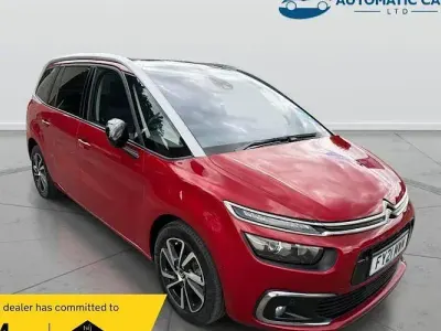 Used Citroën C4 SpaceTourer PureTech 131 HP (96 kW) 2021 Red MPV