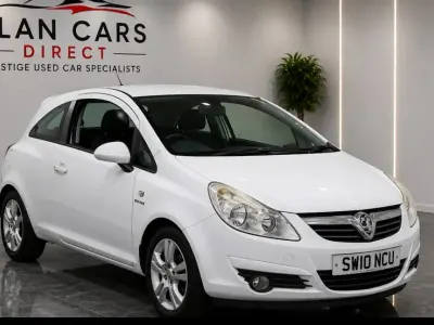 Used Vauxhall Corsa 2010 White Hatchback