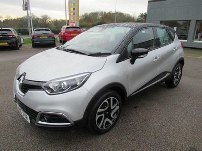 Silver/black Used 2016 Renault Captur Dynamique SUV | £5,995 (Fair price)