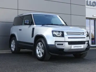 Używany Land Rover Defender 2021 Srebrny SUV