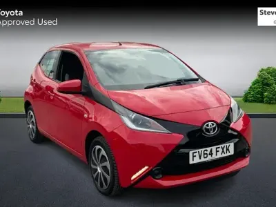 Used Toyota Aygo X-play 69 HP (50 kW) 2018 Hatchback