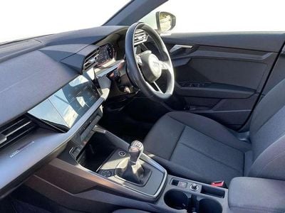 Used Audi A3 147 HP (108 kW) 2023 White Sedan