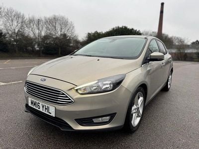 Used Ford Focus Zetec 2016 Silver Hatchback