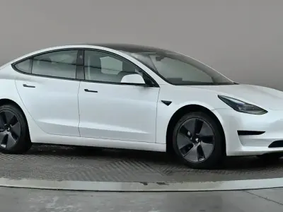 Used Tesla Model 3 Standard Range 208 kW (283 HP) 2021 White Sedan