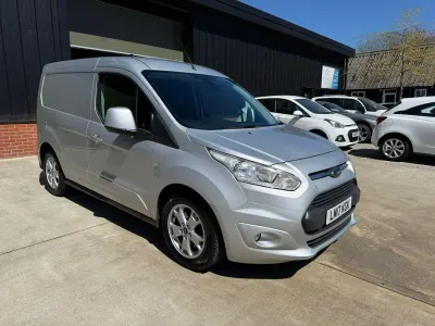 Używany Ford Transit Connect Limited 120 KM (88 kW) 2017 Srebrny Minivan