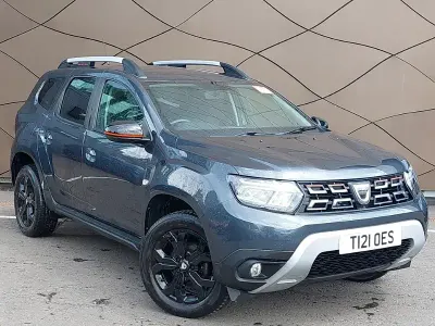 Used Dacia Duster Extreme 150 HP (110 kW) 2023 Grey SUV