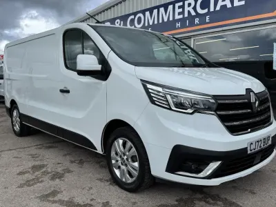 Used Renault Trafic 2023 White MPV