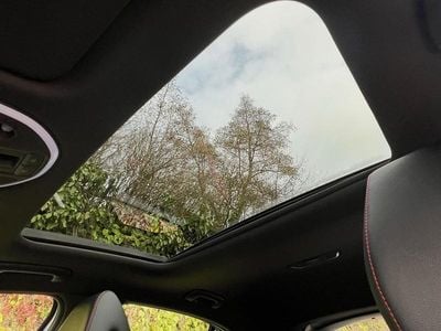 Used Genesis G70 Sport 245 HP (180 kW) 2022 White Estate