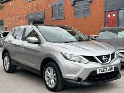 Used Nissan Qashqai Acenta Premium 110 HP (80 kW) 2014 Silver SUV