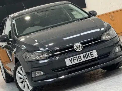 Gebraucht VW Polo SEL 115 PS (84 kW) 2019 Grau Kleinwagen