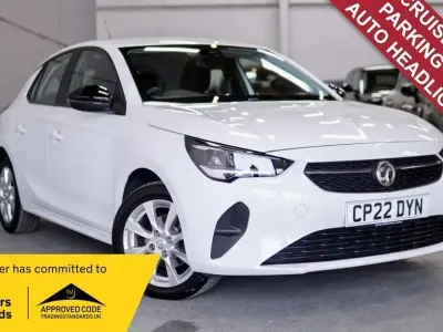 Second-hand Vauxhall Corsa Edition 75 CP (55 kW) 2022 Alb Hatchback