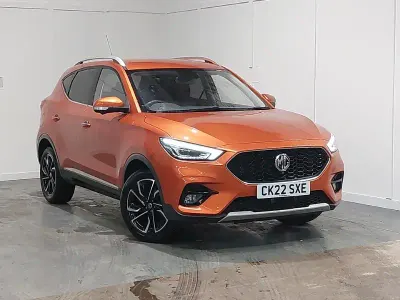 Używany MG ZS Exclusive 111 KM (81 kW) 2022 Pomarańczowy SUV
