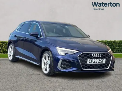 Usado Audi A3 S-Line 150 HP (110 kW) 2023 Azul Sedan