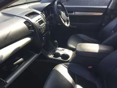 Used Kia Sorento 197 HP (144 kW) 2010 Black SUV