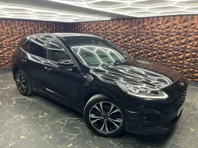 Usado Ford Kuga ST-Line X 2022 Preto SUV