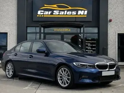 Used BMW 318 2020 Blue Sedan
