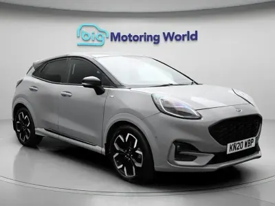 Usado Ford Puma ST-Line X 125 HP (91 kW) 2020 Cinzento SUV