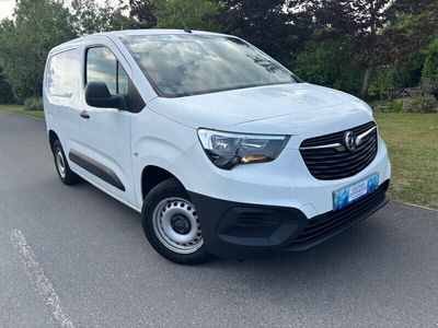 White Used 2019 Vauxhall Combo Edition MPV | £7,590 (Fair price)
