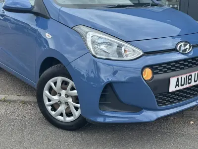 Used Hyundai i10 SE 67 HP (49 kW) 2018 Blue Hatchback