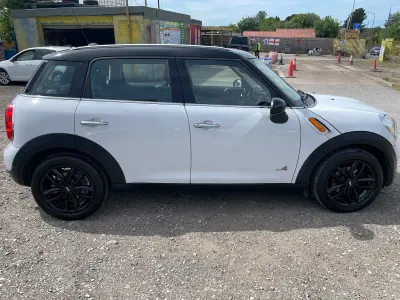 Used Mini Cooper D 2013 White Hatchback