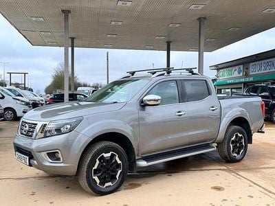 Used Nissan Navara Tekna 190 HP (139 kW) 2019 Grey Pickup