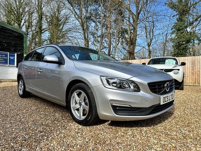 Used Volvo V60 Business Edition 150 HP (110 kW) 2016 Silver Estate