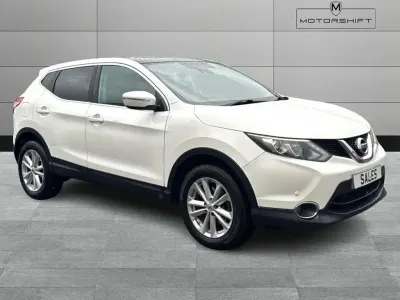 Used Nissan Qashqai Acenta Premium 110 HP (80 kW) 2014 White SUV
