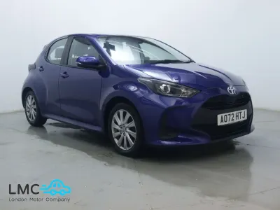 Used Toyota Yaris 116 HP (85 kW) 2022 Blue Hatchback