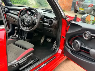 Begagnad Mini John Cooper Works Hatch 2015 Röd Halvkombi