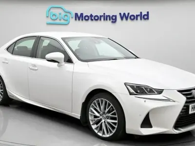 Used Lexus IS300h