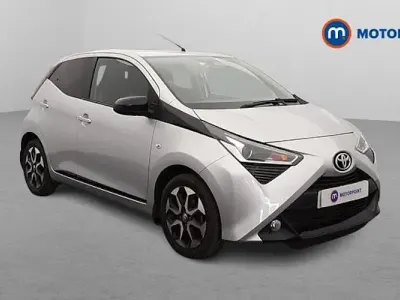 Used Toyota Aygo Trend 72 HP (52 kW) 2021 Silver Hatchback