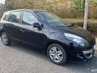 Used Renault Scénic III Expression 110 HP (80 kW) 2011 MPV