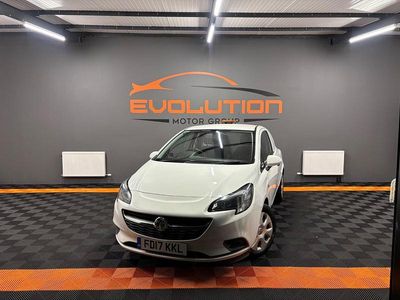 Used Vauxhall Corsa 95 HP (69 kW) 2017 White Van