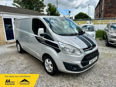 Used Ford Transit Custom Limited 128 HP (94 kW) 2017 Silver Van