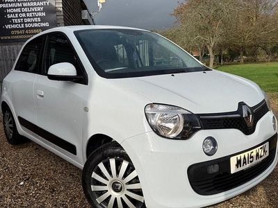 Used Renault Twingo Play 70 HP (51 kW) 2015 White Hatchback
