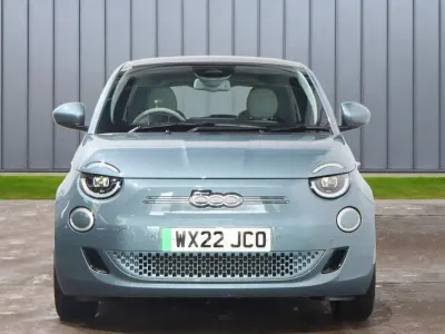 Używany Fiat 500e La Prima 85 kW (116 KM) 2022 Niebieski Hatchback