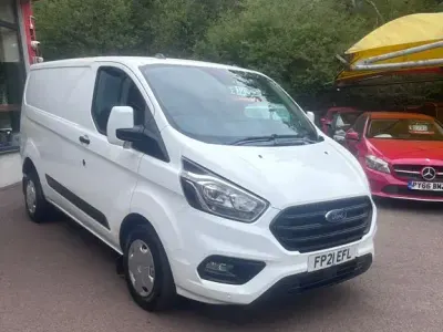 Usado Ford Transit Custom Trend 130 HP (95 kW) 2021 Branco Van