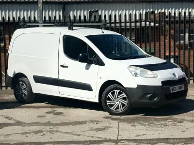 Used Peugeot Partner 2013 White