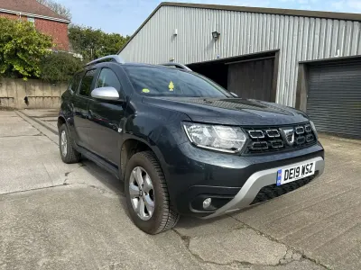 Begagnad Dacia Duster Comfort 2019 Grå SUV