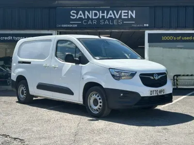 Used Vauxhall Combo Edition 130 HP (95 kW) 2021 White MPV