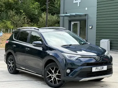 Used Toyota RAV4 2018 Blue SUV